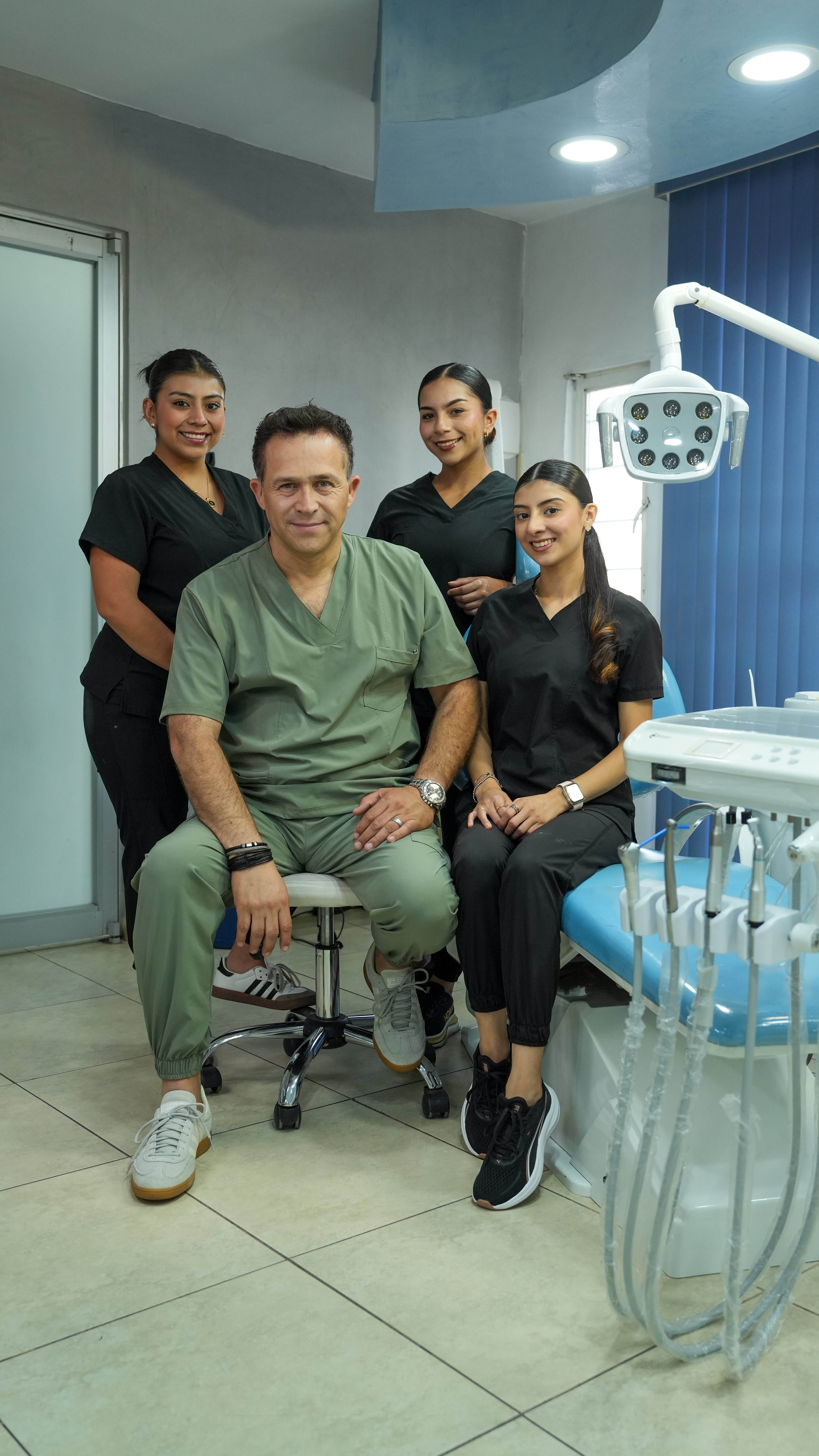 Dr. Ricardo P. Castañeda Ortiz